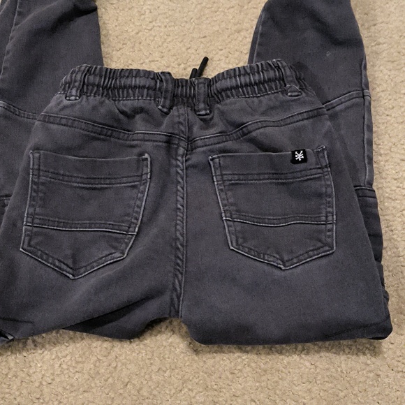 Zoo York Boy's Grey Cargo Pants - Picture 5 of 5